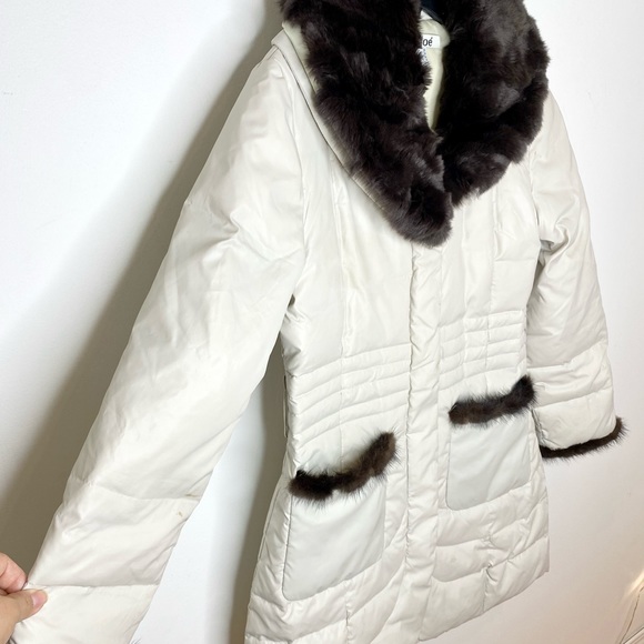 Chloe Vintage Down-Filled Puffer Coat w/Fur Trim - Picture 4 of 12